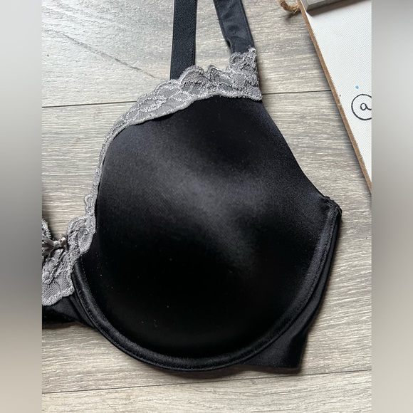 Inspirations by Maidenform Satin Bra w Lace Trim & Molded Padded Cups 36DD - Picture 2 of 7